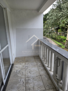 Prédio comercial e residencial de 2 andares na Av. Barão do Rio Branco
