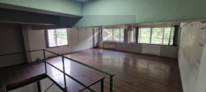 Prédio comercial e residencial de 2 andares na Av. Barão do Rio Branco