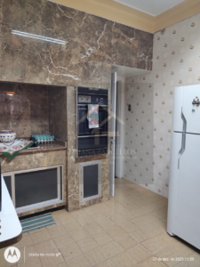 Casa Histórica medindo 5.000m²de área total, podendo ser residencial ou comercial no Centro de Petrópolis RJ