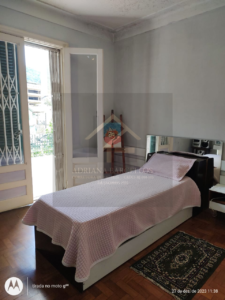 Casa Histórica medindo 5.000m²de área total, podendo ser residencial ou comercial no Centro de Petrópolis RJ