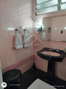 Casa Histórica medindo 5.000m²de área total, podendo ser residencial ou comercial no Centro de Petrópolis RJ