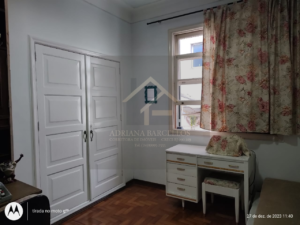 Casa Histórica medindo 5.000m²de área total, podendo ser residencial ou comercial no Centro de Petrópolis RJ