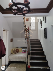 Casa Histórica medindo 5.000m²de área total, podendo ser residencial ou comercial no Centro de Petrópolis RJ