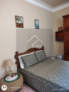 Casa Histórica medindo 5.000m²de área total, podendo ser residencial ou comercial no Centro de Petrópolis RJ