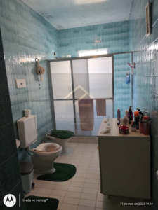 Linda casa com piscina e casa de caseiro em Corrêas