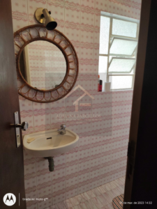 Linda casa com piscina e casa de caseiro em Corrêas