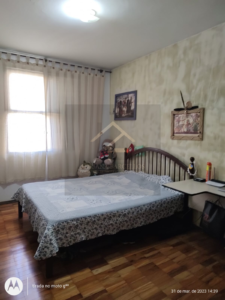 Linda casa com piscina e casa de caseiro em Corrêas