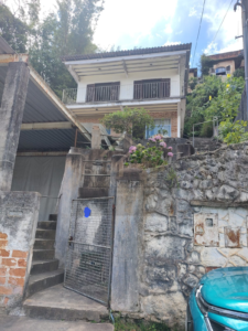 Casa em 3 pavimentos no Centro, próximo ao Relógio das Flores