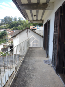 Casa em 3 pavimentos no Centro, próximo ao Relógio das Flores