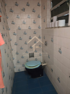 Casa em 4 pavimentos na rua 24 de Maio