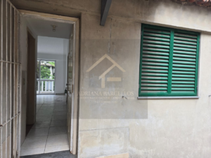 Prédio comercial e residencial de 2 andares na Av. Barão do Rio Branco