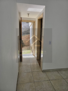 Prédio comercial e residencial de 2 andares na Av. Barão do Rio Branco