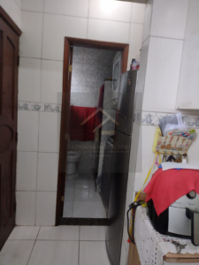 Ampla casa no bairro Alto da serra, beira de rua