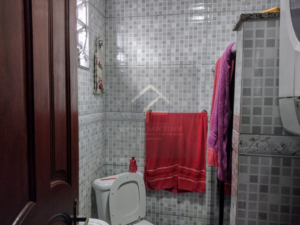 Ampla casa no bairro Alto da serra, beira de rua