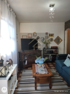 3 Lindas casas no mesmo terreno no Bairro Pedras Brancas