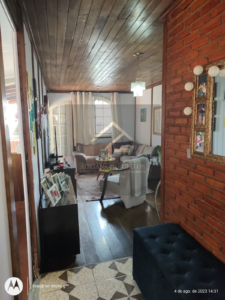3 Lindas casas no mesmo terreno no Bairro Pedras Brancas