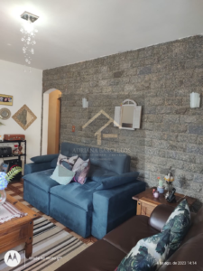 3 Lindas casas no mesmo terreno no Bairro Pedras Brancas