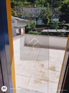 Ótima casa com excelente localização medindo 231m², no Valparaíso