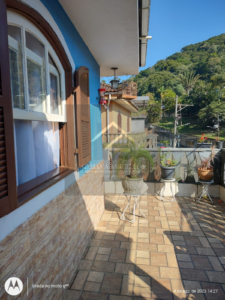 3 Lindas casas no mesmo terreno no Bairro Pedras Brancas