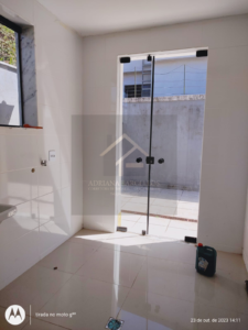 Ótima casa com excelente localização medindo 231m², no Valparaíso