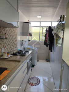 Amplo apartamento 3º andar no BNH do Chácara Flora
