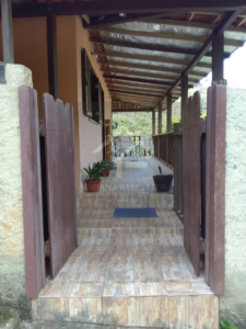 Duas Casas Estilo Fazenda à Venda em Itaipava – Petrópolis/RJ