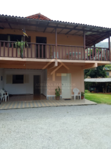 Duas Casas Estilo Fazenda à Venda em Itaipava – Petrópolis/RJ