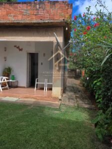 Casa em condomínio fechado estilo fazendinha em Nogueira, Petrópolis RJ