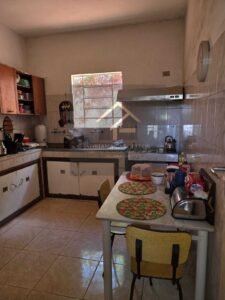 Casa em condomínio fechado estilo fazendinha em Nogueira, Petrópolis RJ