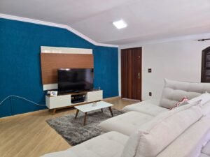 Linda casa em 2 pavimentos na Vila Militar Petrópolis, RJ