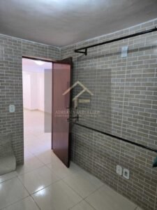 2 Casas muradas e independentes com quintal, podendo expandir, no bairro Chácara Flora, Petrópolis RJ