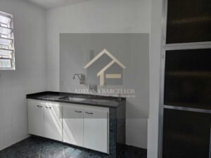 2 Casas muradas e independentes com quintal, podendo expandir, no bairro Chácara Flora, Petrópolis RJ