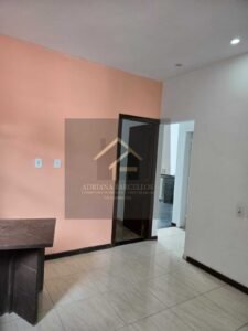 2 Casas muradas e independentes com quintal, podendo expandir, no bairro Chácara Flora, Petrópolis RJ