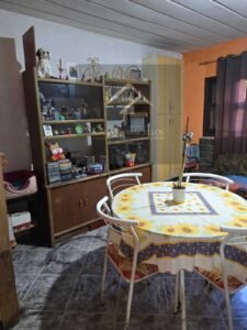 Apartamento em prédio de 3 andares no Independência, Petrópolis, RJ