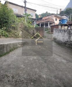 Duas casas no Meio da Serra à 17 minutos do Alto da Serra, Petrópolis RJ