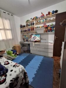 Linda Casa com amplo terraço podendo ser construído outro imóvel no Bataillard, Petrópolis, RJ