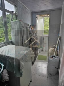 2 Casas podendo ser construída outra moradia e garagem no bairro Quitandinha, Petrópolis, RJ