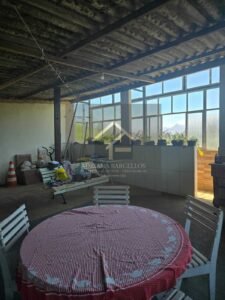 Oportunidade de morar no Quitandinha podendo ampliar para 3 casas. Petrópolis, RJ