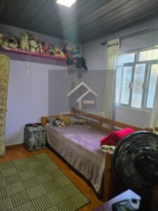 Oportunidade de morar no Quitandinha podendo ampliar para 3 casas. Petrópolis, RJ