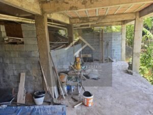 Oportunidade de morar no Quitandinha podendo ampliar para 3 casas. Petrópolis, RJ