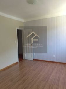Linda casa tipo apartamento no térreo, com quintal privativo, no bairro Floresta, Petrópolis RJ