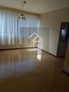 Linda casa tipo apartamento no térreo, com quintal privativo, no bairro Floresta, Petrópolis RJ