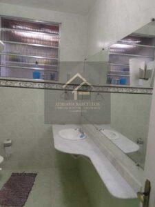 Linda casa tipo apartamento no térreo, com quintal privativo, no bairro Floresta, Petrópolis RJ