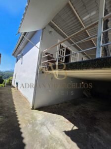 Duas Casas Independentes à Venda no Siméria – Petrópolis/RJ