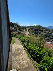 Duas Casas à Venda no Quitandinha – Petrópolis/RJ