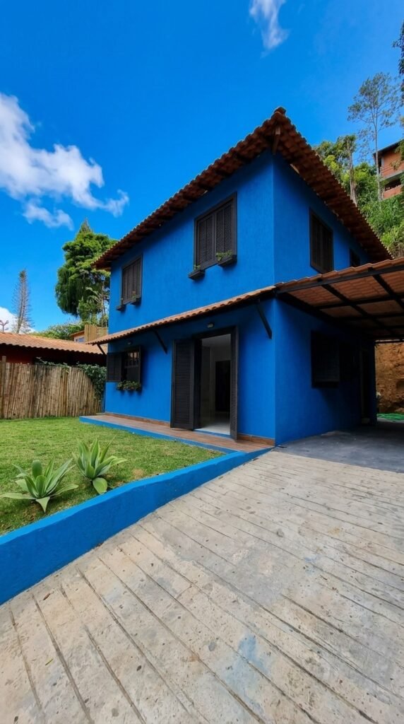 Casa à Venda em Condomínio Fechado – Itaipava, Petrópolis/RJ | Vista para as Montanhas